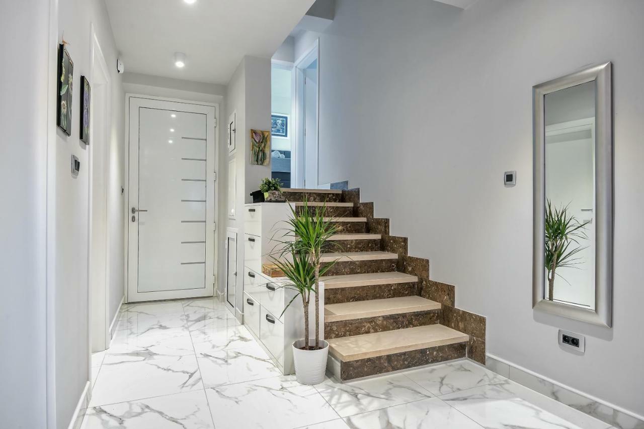 Villa Bandic Baška Voda Exteriör bild