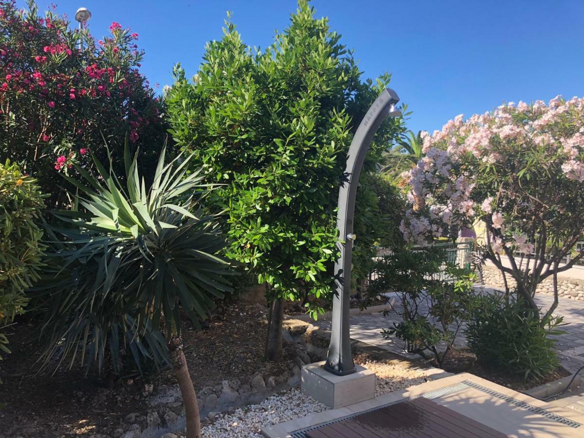 Villa Bandic Baška Voda Exteriör bild